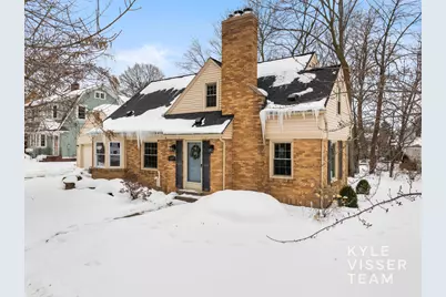 849 Maxwell Avenue SE, East Grand Rapids, MI 49506 - Photo 1