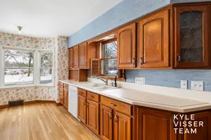 849 Maxwell Ave SE, East Grand Rapids, MI 49506 - Photo 12