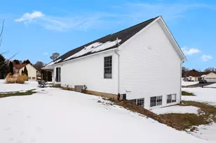 7927 Lancaster Ln, East Leroy, MI 49051 - Photo 24