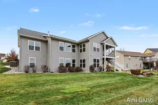 8232 Park W Dr, Jenison, MI 49428 - Photo 38