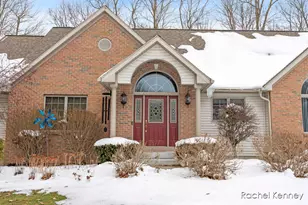 3495 Diamond Ridge Dr NE, Rockford, MI 49341 - Photo 4