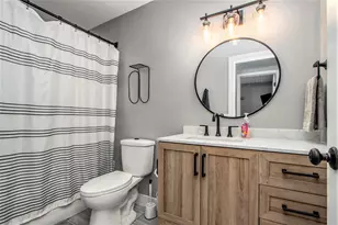 5020 Roundtree Dr, Middleville, MI 49333 - Photo 18