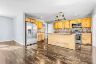 136 Orchard St, Morenci, MI 49256 - Photo 4