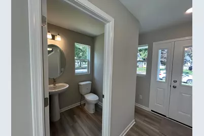 739 Audubon Boulevard, Jackson, MI 49203 - Photo 8