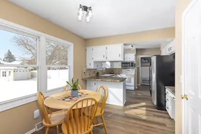 1936 Lockmere Drive SE, Kentwood, MI 49508 - Photo 10