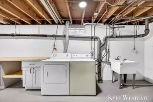 3349 Chevy Chase St NE, Grand Rapids, MI 49546 - Photo 32