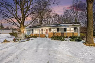 718 S Douglas Ave, Three Rivers, MI 49093 - Photo 22