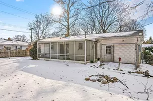 718 S Douglas Ave, Three Rivers, MI 49093 - Photo 20