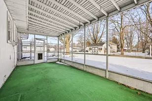 718 S Douglas Ave, Three Rivers, MI 49093 - Photo 18