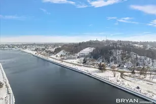 810 S Harbor Dr, Grand Haven, MI 49417 - Photo 44