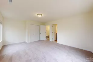 2725 Bristol Rdg Dr, Ann Arbor, MI 48105 - Photo 24