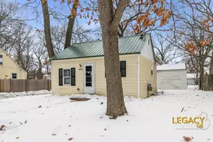 5069 Cisne Ave SW, Wyoming, MI 49548 - Photo 2