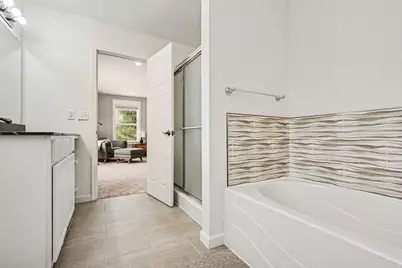 9360 Stratford Woods Trail, Kalamazoo, MI 49009 - Photo 18