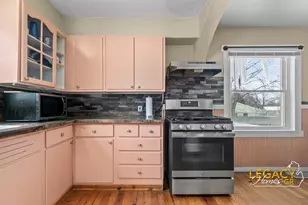 2926 Charlesgate Ave SW, Wyoming, MI 49509 - Photo 10