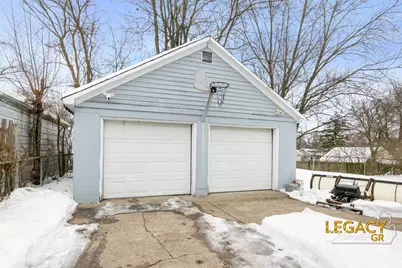 2926 Charlesgate Avenue SW, Wyoming, MI 49509 - Photo 24