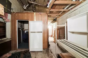 221 5th St, Manistee, MI 49660 - Photo 10