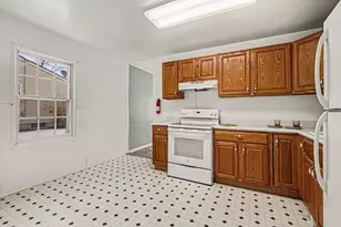 5536 Roanoke St, Portage, MI 49024 - Photo 8