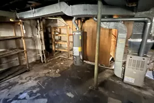 109 Bradley Dr, Jackson, MI 49201 - Photo 6