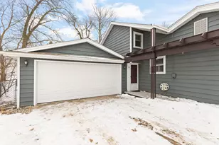 2673 Airport Rd, Adrian, MI 49221 - Photo 6