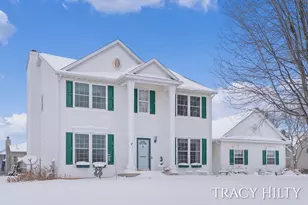 6715 Crystal Downes Ct SE, Caledonia, MI 49316 - Photo 2