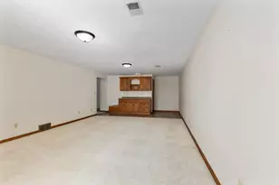 998 Country Gardens Dr NW, Grand Rapids, MI 49534 - Photo 14