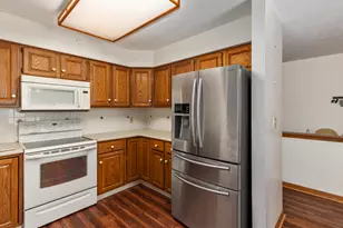 998 Country Gardens Dr NW, Grand Rapids, MI 49534 - Photo 8