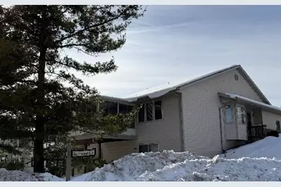 998 Country Gardens Drive NW, Grand Rapids, MI 49534 - Photo 2