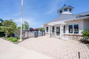 200 Lake St, Saint Joseph, MI 49085 - Photo 38
