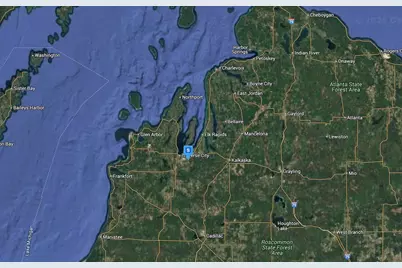 1601 Vanderlip Road, Traverse City, MI 49686 - Photo 4