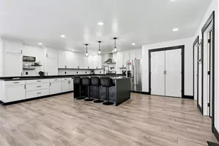 17895 Marl Lake Rd, White Pigeon, MI 49099 - Photo 14