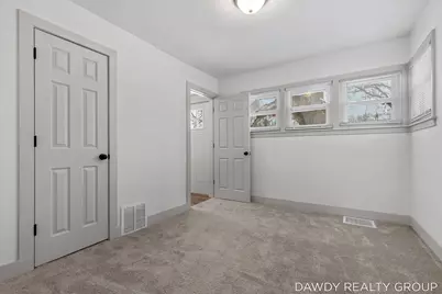 1348 Covell Avenue NW, Grand Rapids, MI 49504 - Photo 24