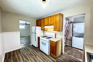 1586 Valley Dr, Highland, MI 48356 - Photo 12