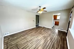 1586 Valley Dr, Highland, MI 48356 - Photo 8