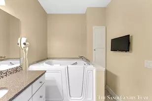 601 Lakeview Ln, Spring Lake, MI 49456 - Photo 20