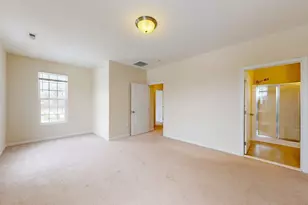 1014 W Summerfield Gln Cir, Ann Arbor, MI 48103 - Photo 10