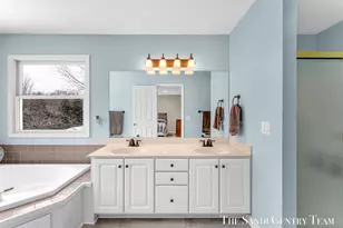 15233 Rannes St, Spring Lake, MI 49456 - Photo 26