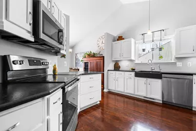 9417 Sandlewood Drive, Whitmore Lake, MI 48189 - Photo 6