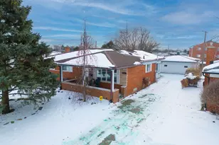 34617 Greentrees Rd, Sterling Heights, MI 48312 - Photo 54