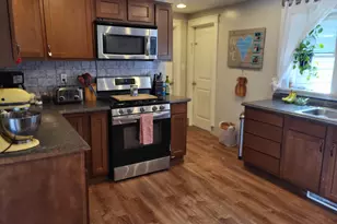 153 14th St, Manistee, MI 49660 - Photo 4