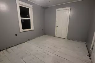 153 14th St, Manistee, MI 49660 - Photo 10