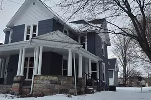 218 S Oliver St, Charlotte, MI 48813 - Photo 2