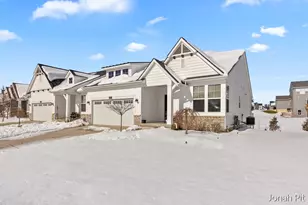 3093 Brayridge Dr, Jenison, MI 49428 - Photo 2