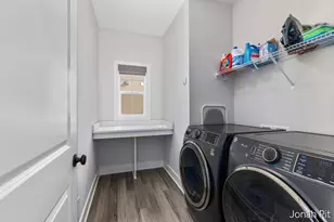 3093 Brayridge Dr, Jenison, MI 49428 - Photo 4