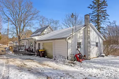 727 E Washington Street, Ionia, MI 48846 - Photo 22