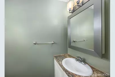 727 E Washington Street, Ionia, MI 48846 - Photo 14