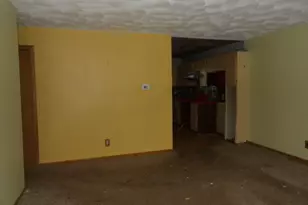 145 Eastwood Dr, Battle Creek, MI 49017 - Photo 6