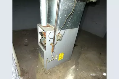 973 Lavette Avenue, Benton Harbor, MI 49022 - Photo 12