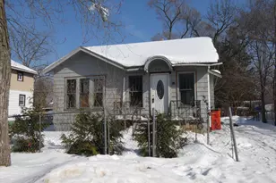 973 Lavette Ave, Benton Harbor, MI 49022 - Photo 2