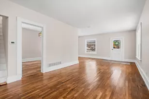 301 Grand St, Allegan, MI 49010 - Photo 10