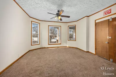 510 La Grave Avenue SE, Grand Rapids, MI 49503 - Photo 4